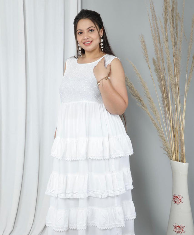 ELICE SNOWY FLARED DRESS - Label Saasha