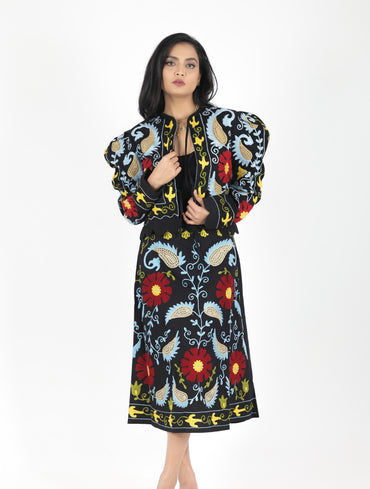 Nomadic Threads, Embroidery & Colors