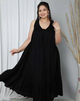 QUEENIE RESORT CURVY DRESS